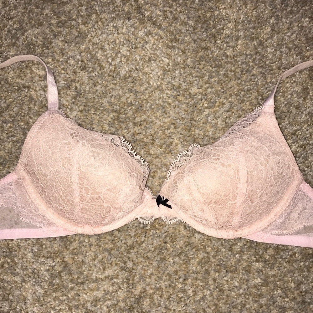 Victoria’s Secret Lace Push up Bra